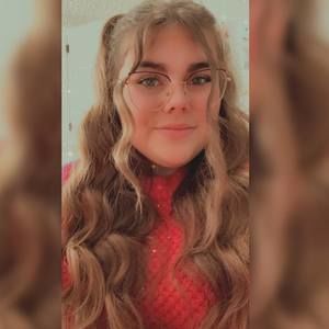 Meet your Posher, Alexandra